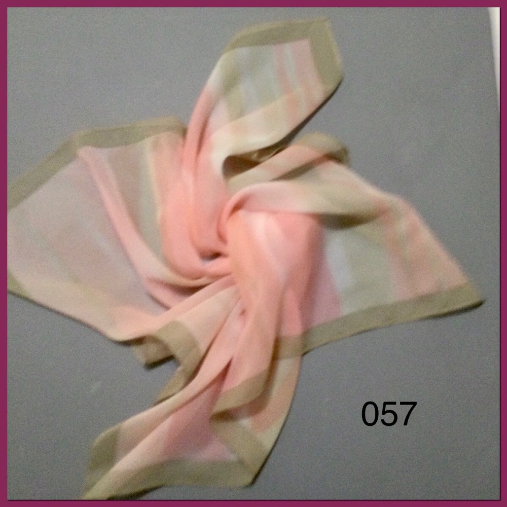 Vtg Watercolor Effect Scarf_057